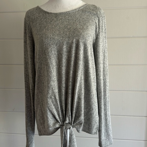 IZ BYER Sweater New - Picture 9 of 13